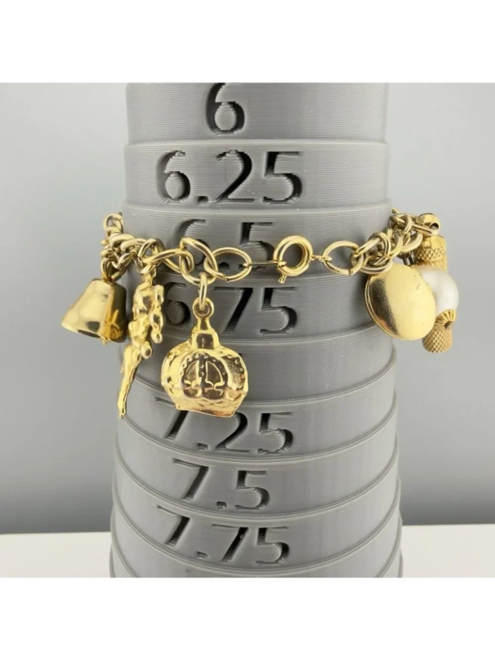 Unbranded vintage gold